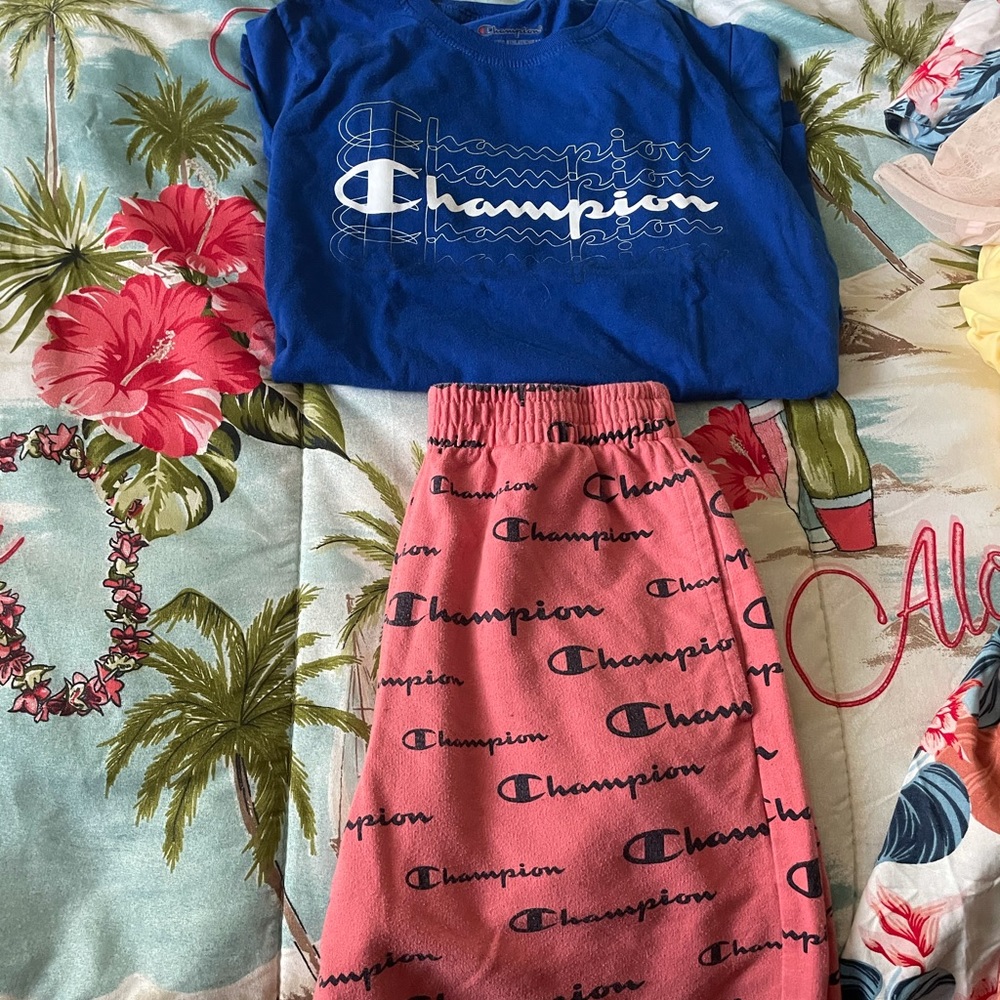 Champion boys outfit shirt large pants M